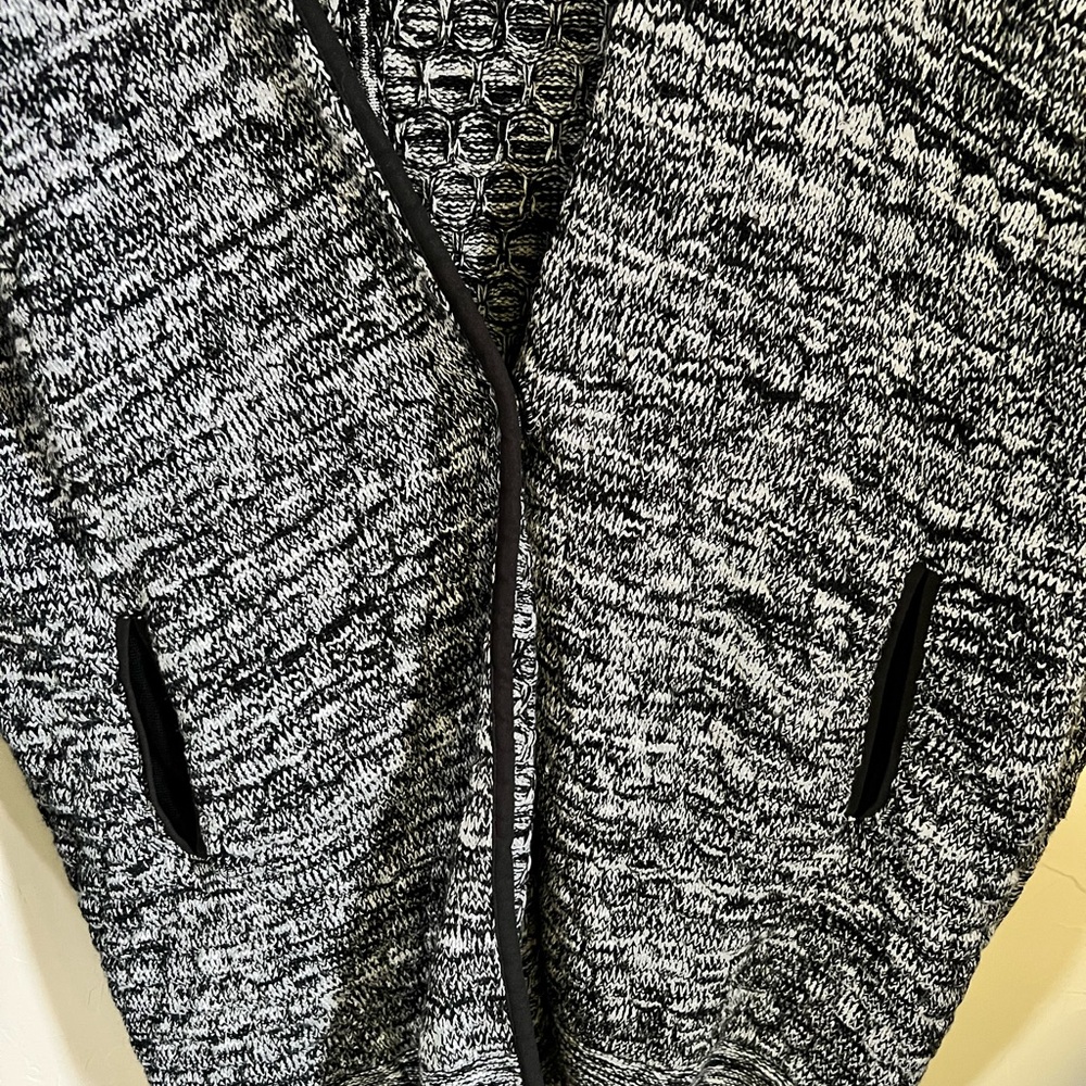 Lululemon merino wool Cardi all day cardigan athlesure natural fibres - Picture 3 of 8